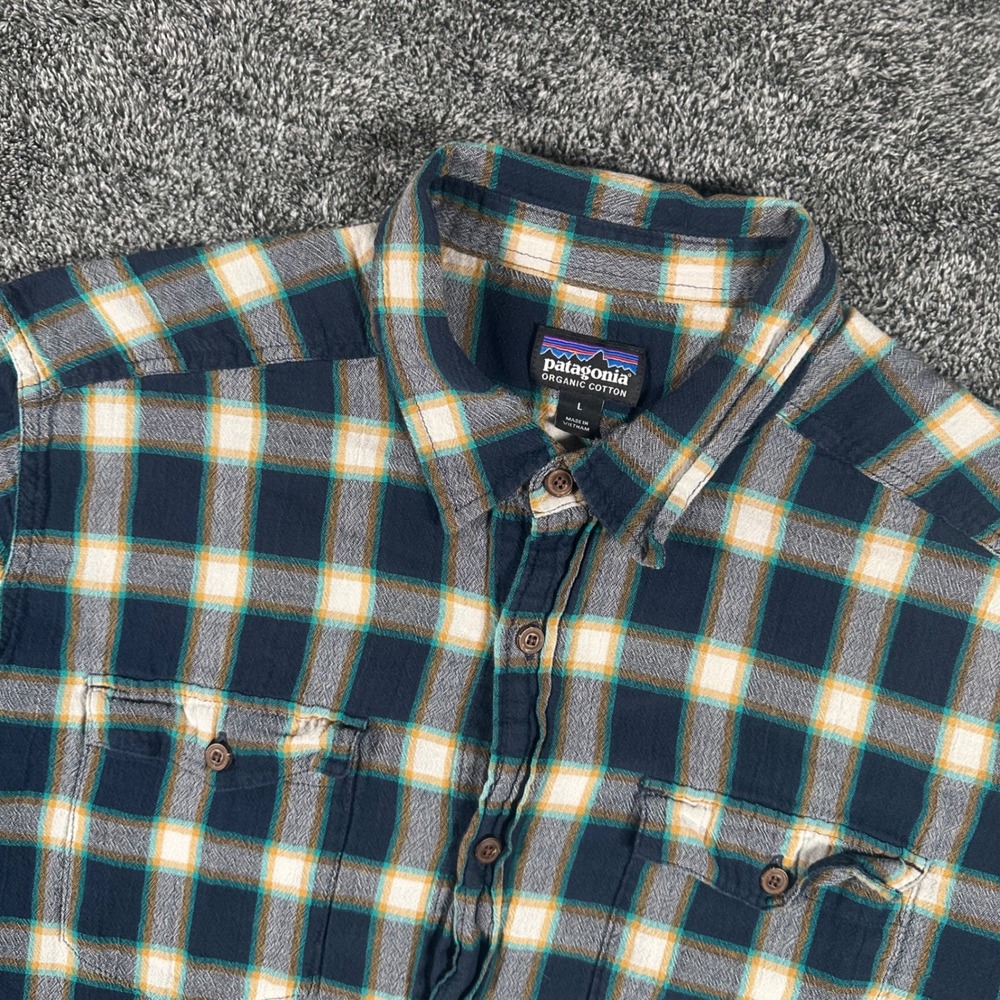 Patagonia Shirt Mens Large Blue Plaid Short Sleeve Puckerwave Organic Cotton